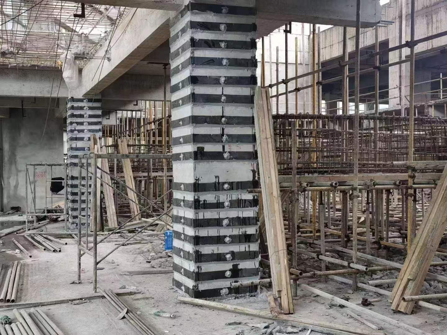 西宁柱子包钢加固施工方案